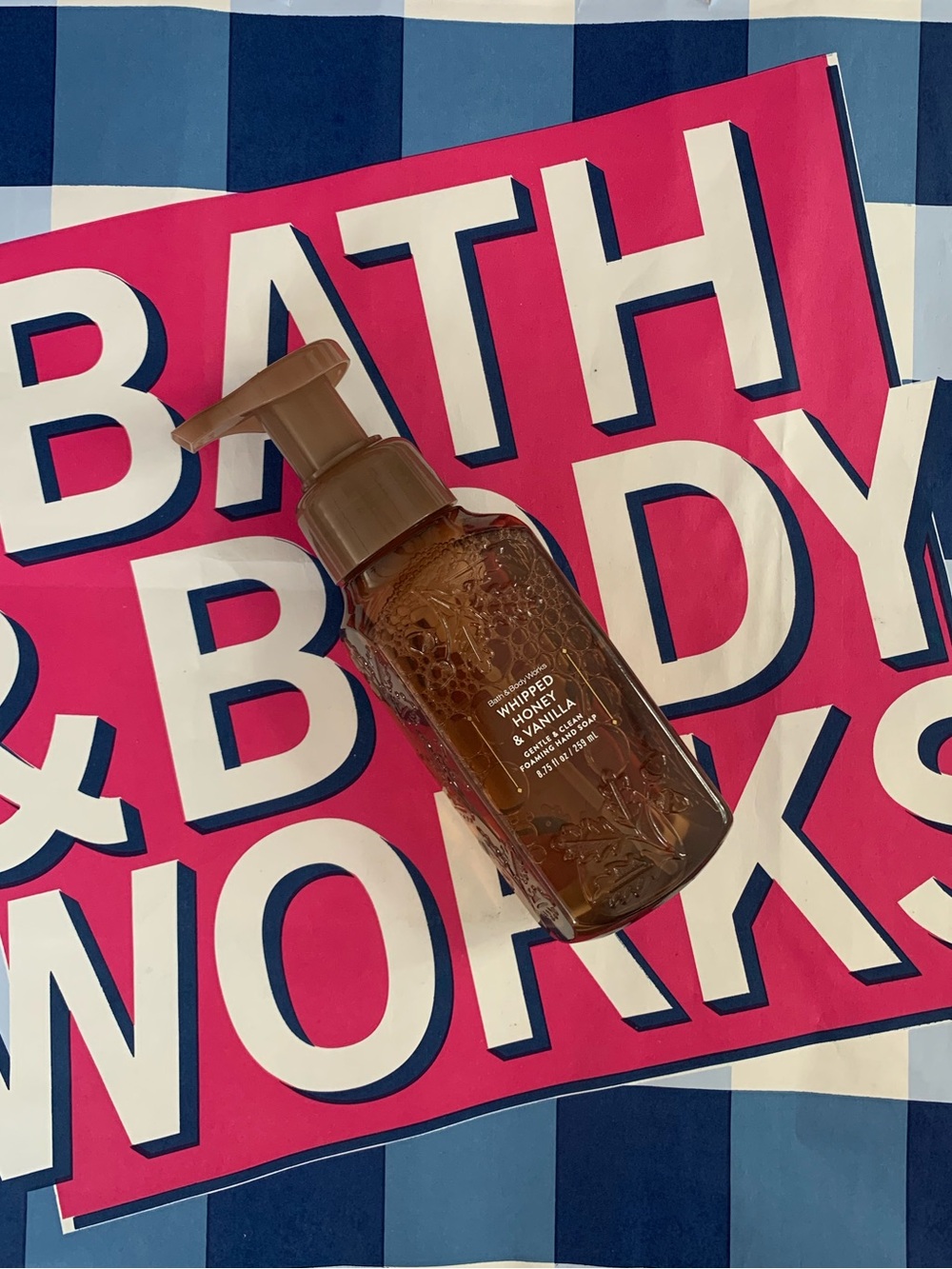 NWT Bath & Body Works Whipped Honey & Vanilla Foaming Hand Soap